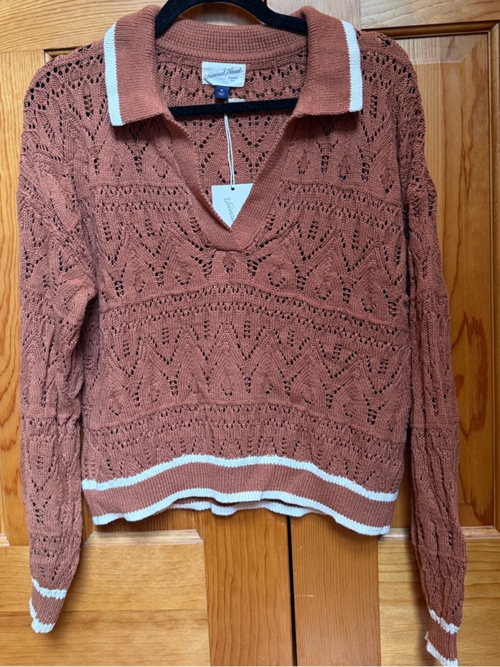 Universal Thread Rust Pointelle V-Neck Sweater with Cream Trim